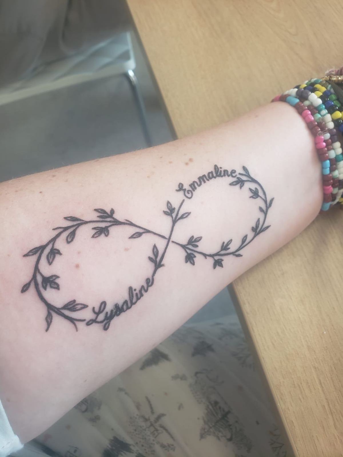 Tatouage infini : signification et liberté de choix à Villeneuve-sur-Bellot