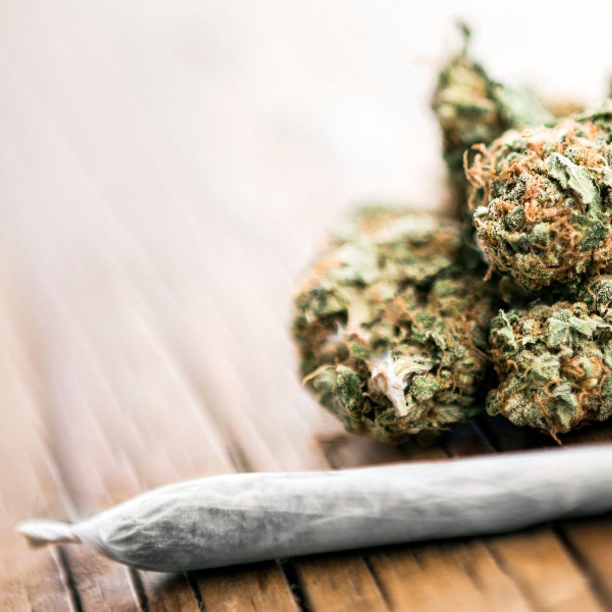 Dépendance cannabis traitement naturel : l’accompagnement holistique par stimulation laser auriculaire