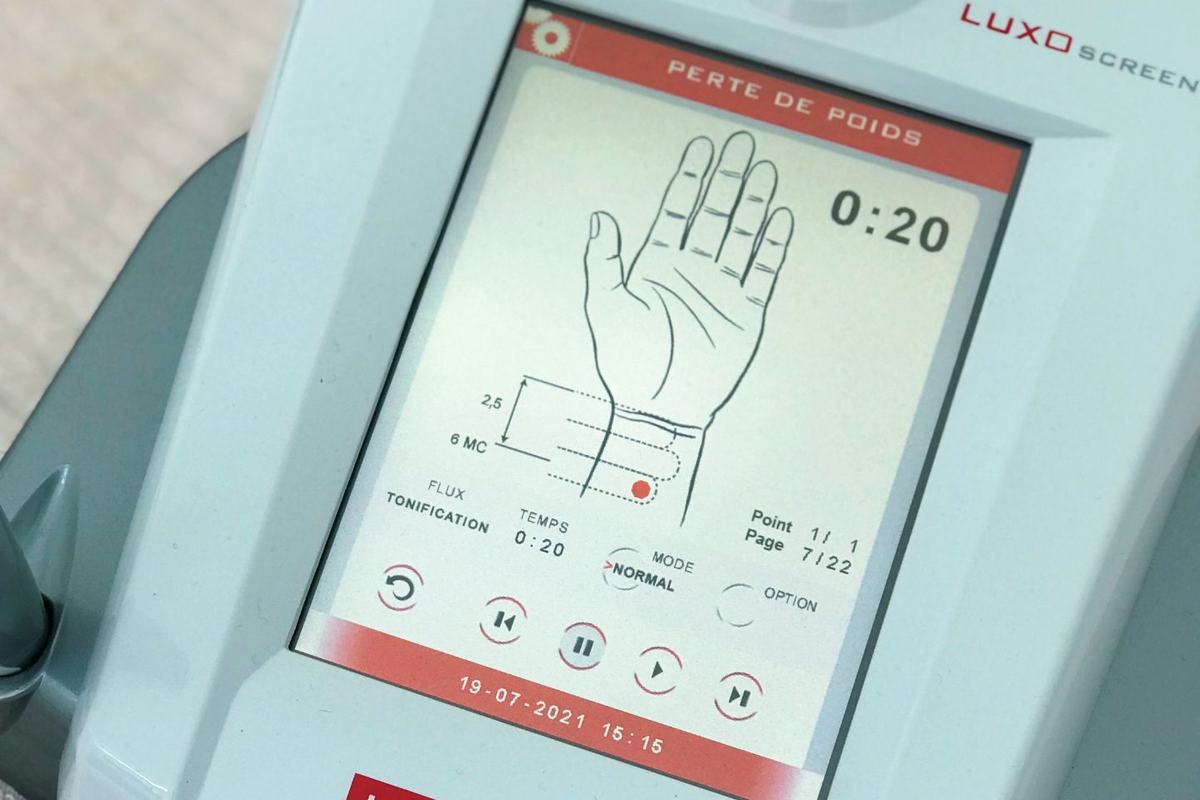 Que stimule la luxopuncture?