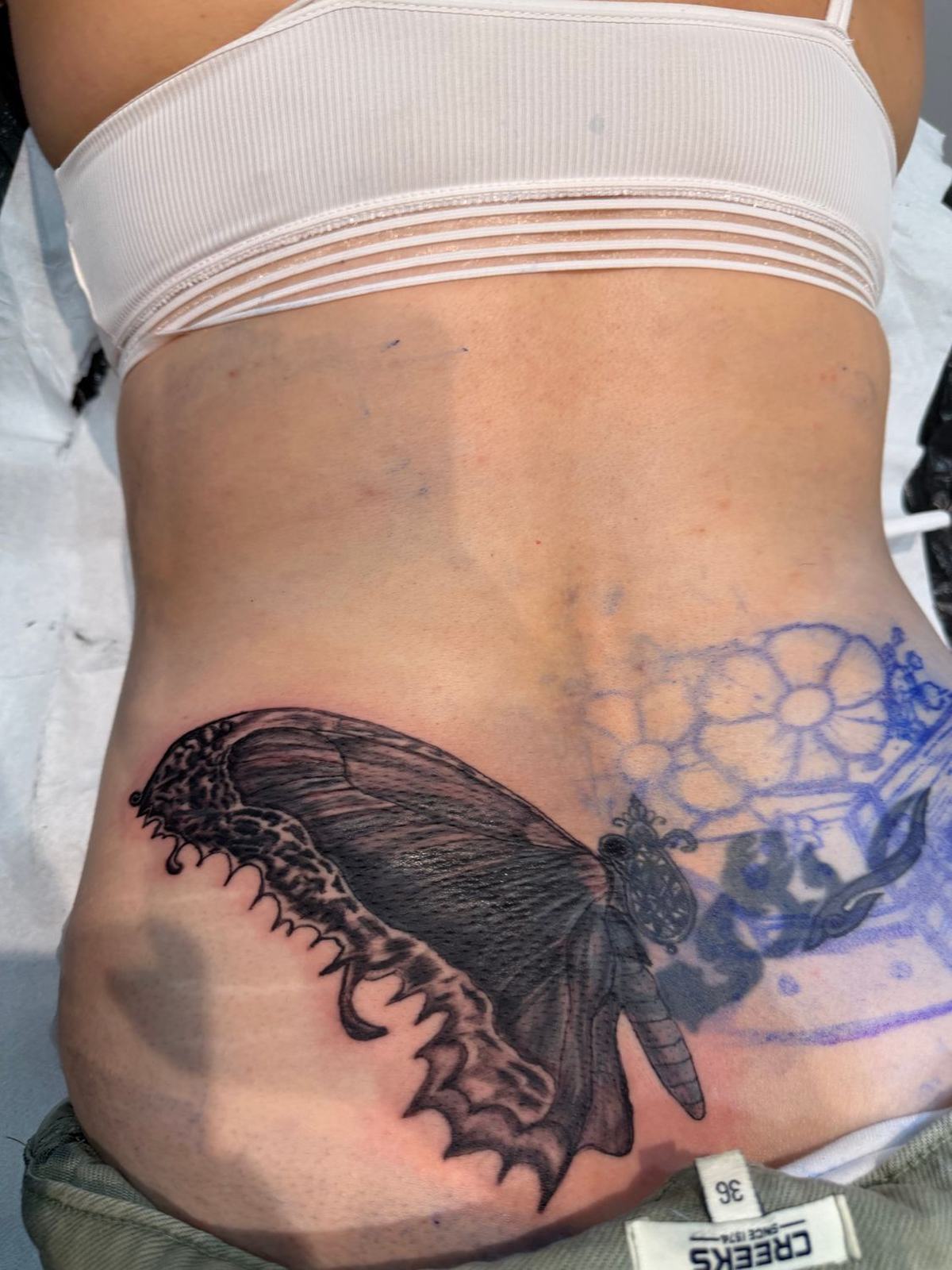 Tomangie Tattoo Villeneuve-sur-Bellot