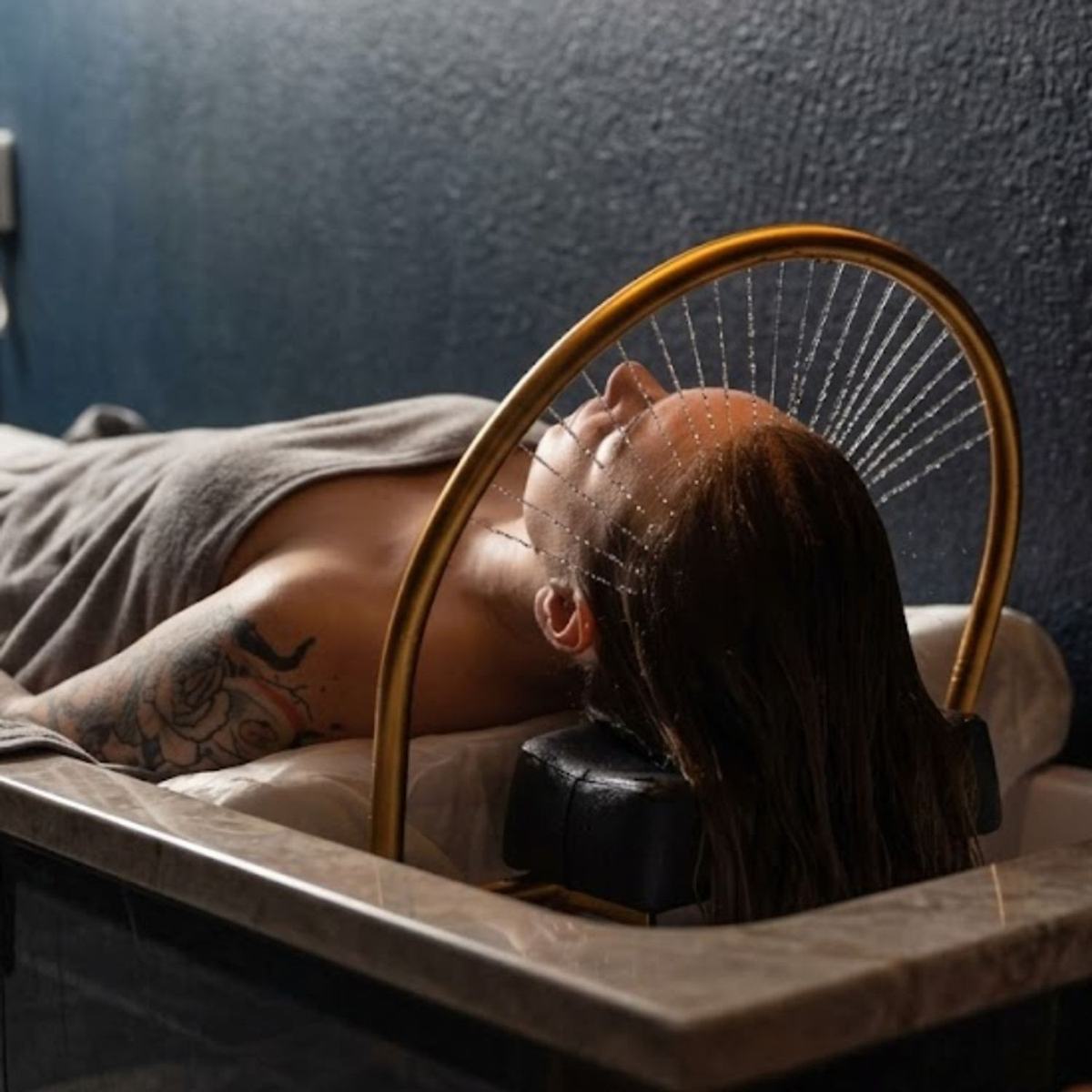 Head Spa à Antibes : où faire un soin du cuir chevelu relaxant et efficace, adresses et conseils