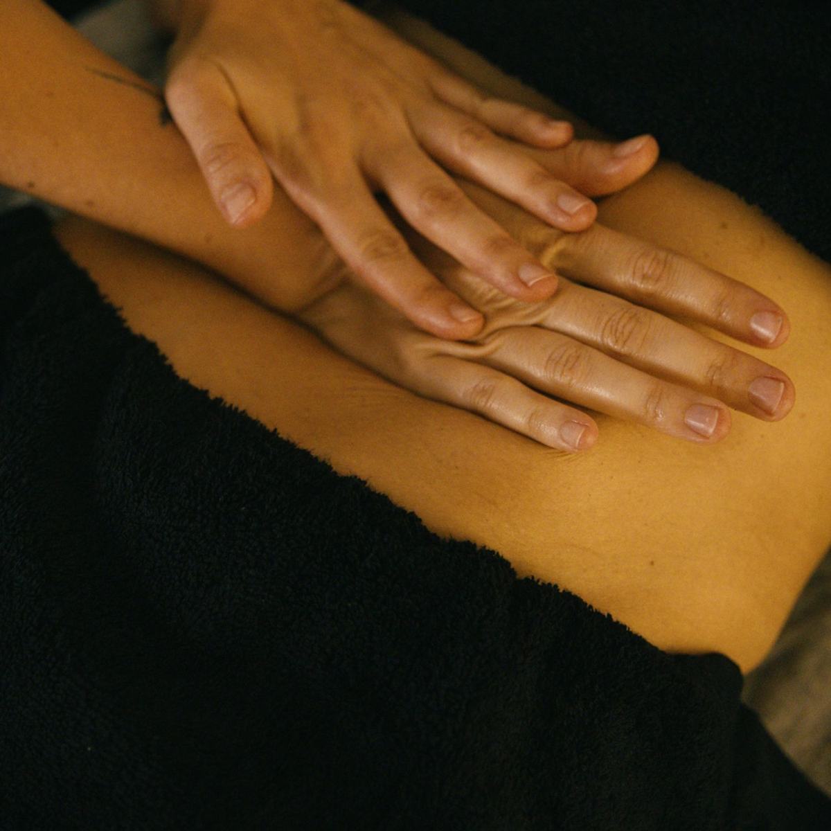 Massage pour soulager le mal de dos : bienfaits et conseils