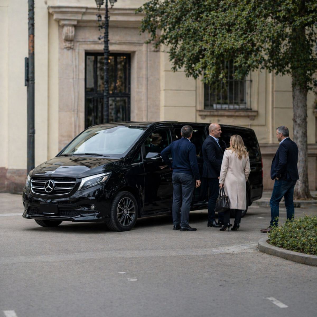 Minibus et transport de groupe avec chauffeur en Île-de-France : le guide complet pour vos événements et séminaires