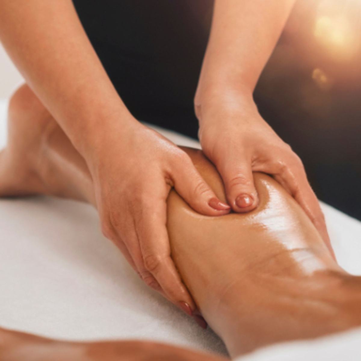 Jambes lourdes : massage à Aléria pour soulager et relancer la circulation