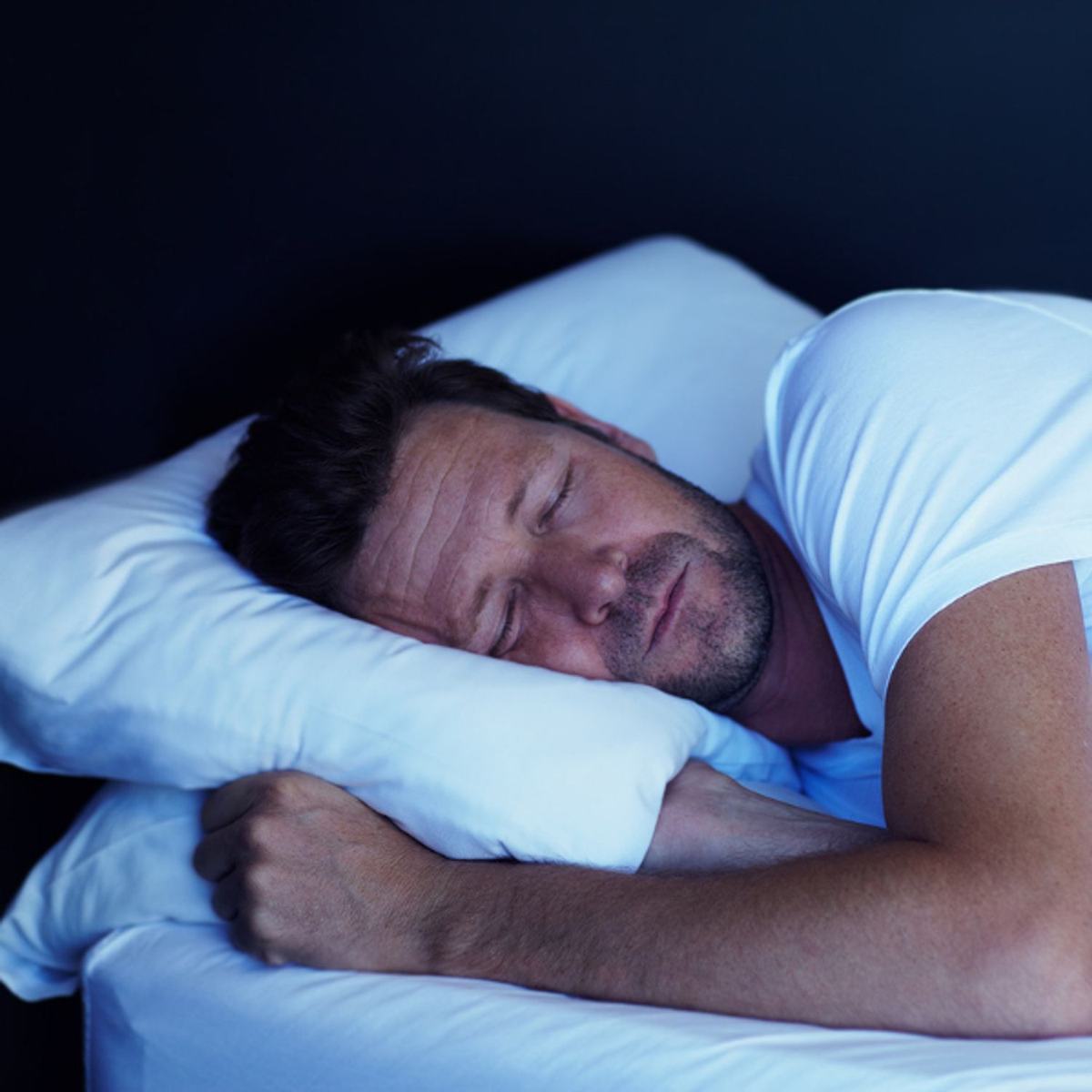 Comment le magnétisme à Noyon peut apaiser le stress et améliorer le sommeil