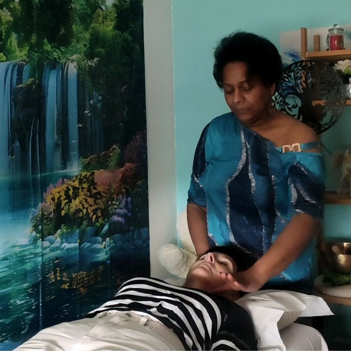 Soins Reiki à Nersac - bienfaits du Reiki et des soins énergétiques, Reiki Charente et Lahochi pour l’harmonisation énergétique, l’équilibre des chakras et la libération émotionnelle
